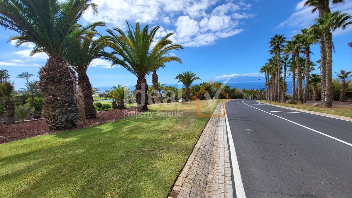 2 soveværelse Lejlighed til salg i Guia de Isora med swimmingpool garage - € 1.102.500 (Ref: 8699391)