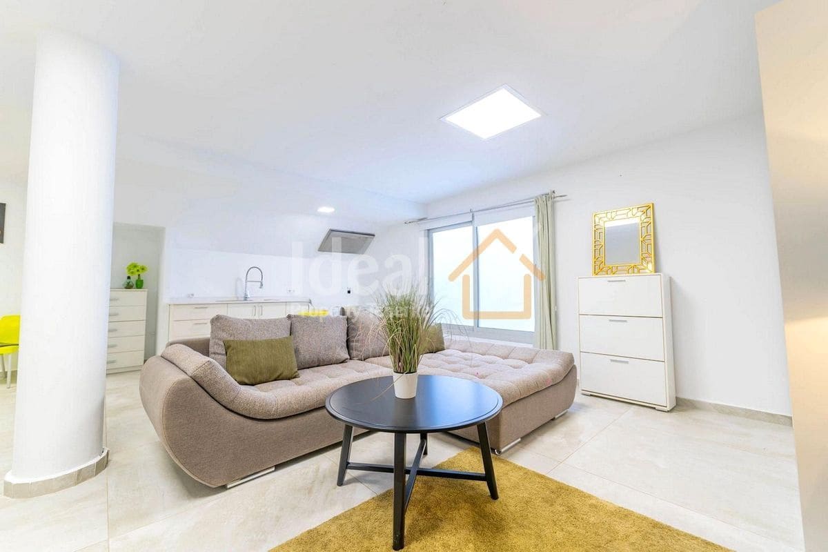 Chalet de 5 habitaciones en Costa Adeje en venta con piscina garaje - 2.520.000 € (Ref: 8785999)