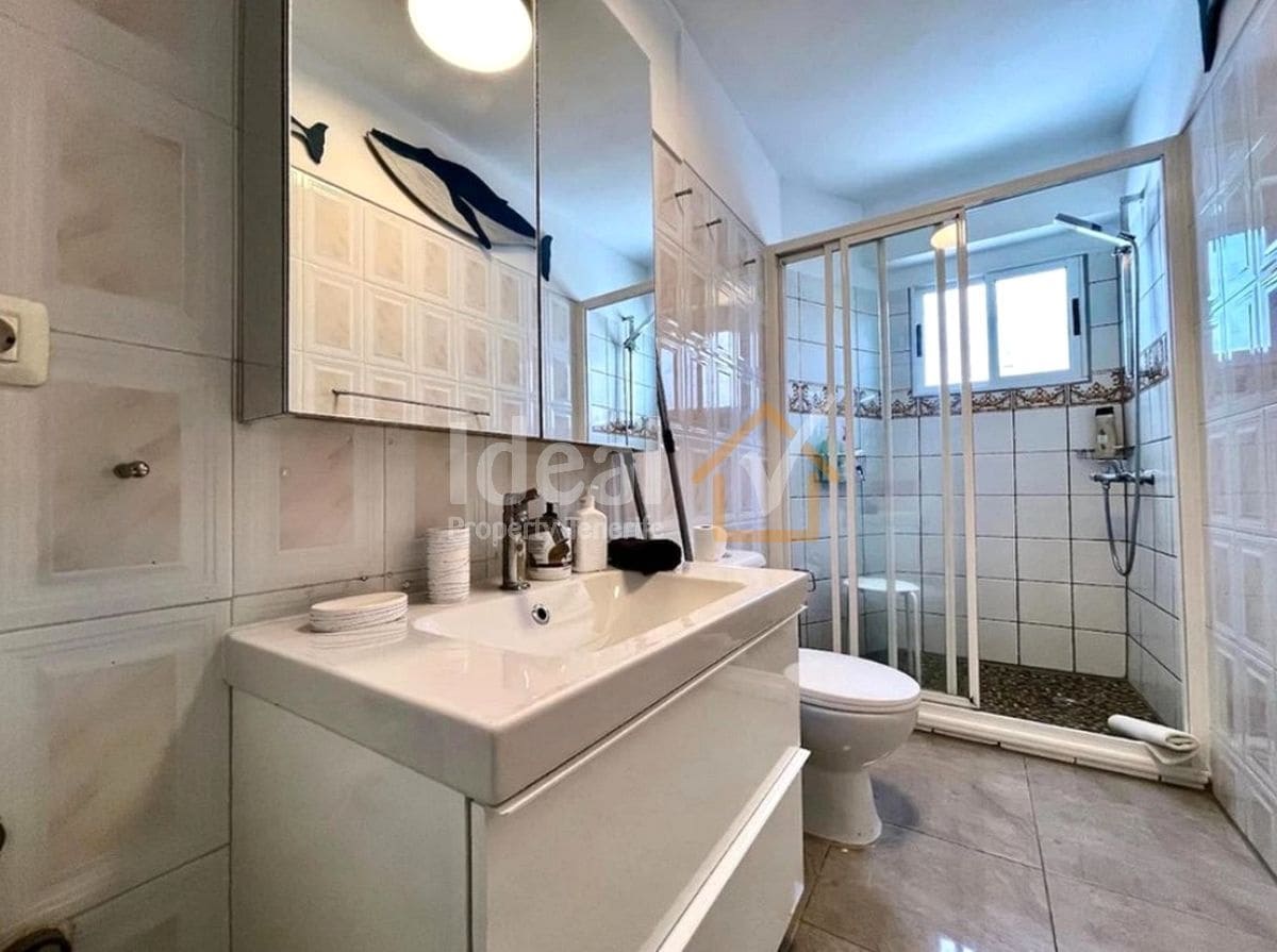 1 bedroom Apartment for sale in Los Cristianos with pool garage - € 370,000 (Ref: 8798305)