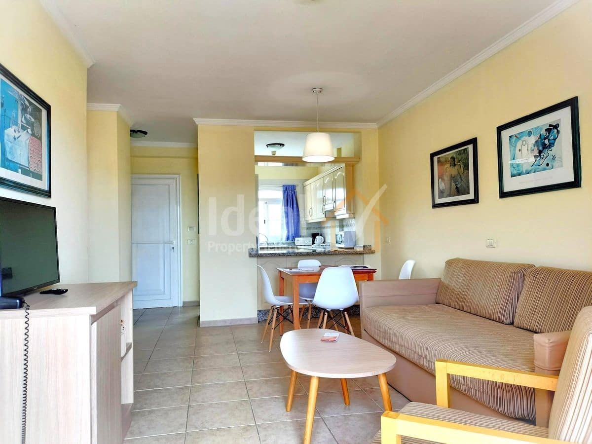 1 soveværelse Penthouse til salg i Los Cristianos med swimmingpool garage - € 314.500 (Ref: 8950073)