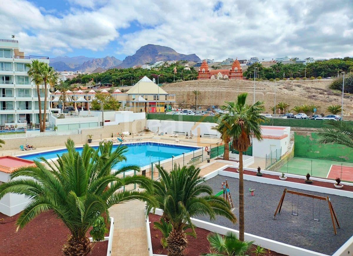 1 soveværelse Lejlighed til salg i Costa Adeje med swimmingpool garage - € 285.000 (Ref: 8950074)