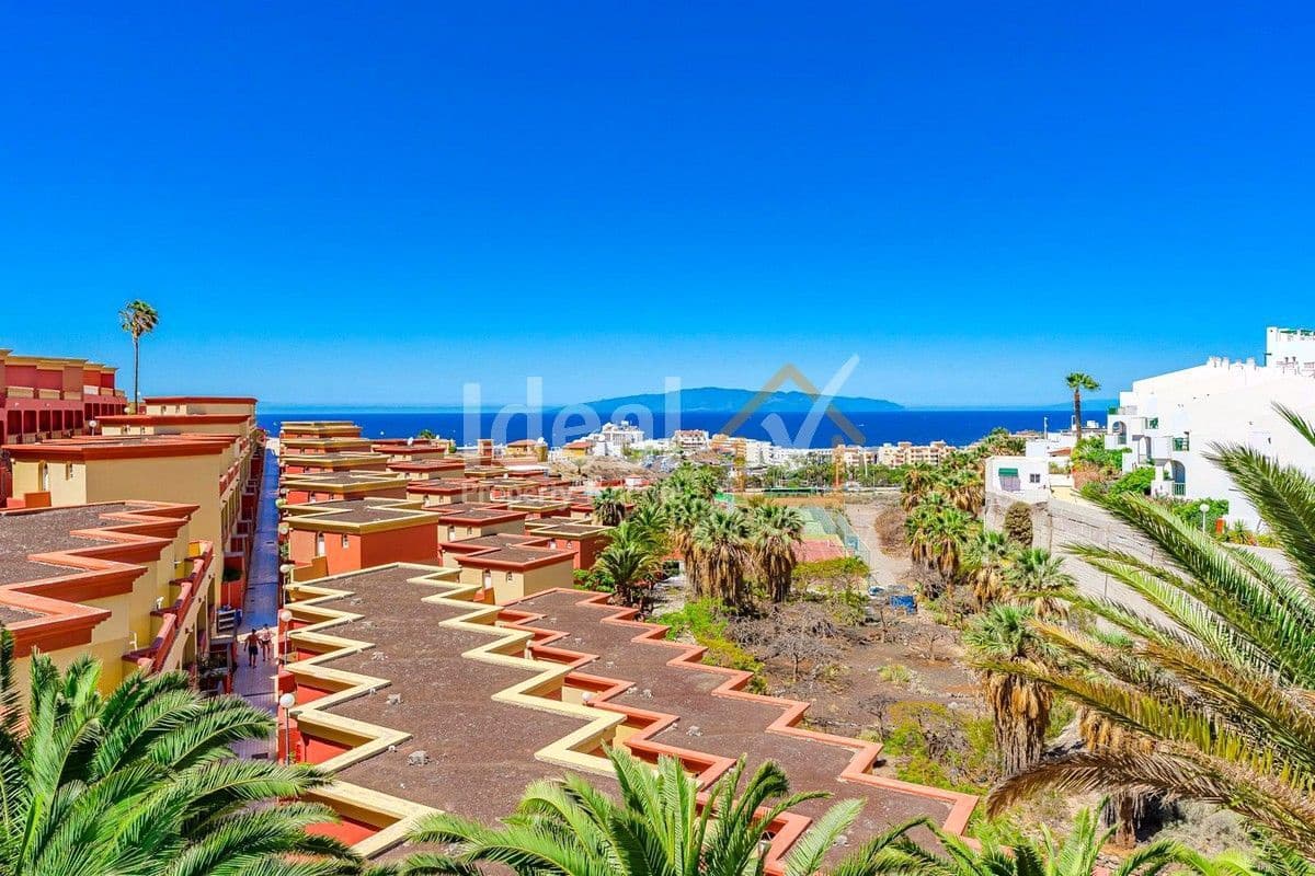 1 soverom Leilighet til salgs i Costa Adeje med svømmebasseng - € 284 999 (Ref: 9100471)