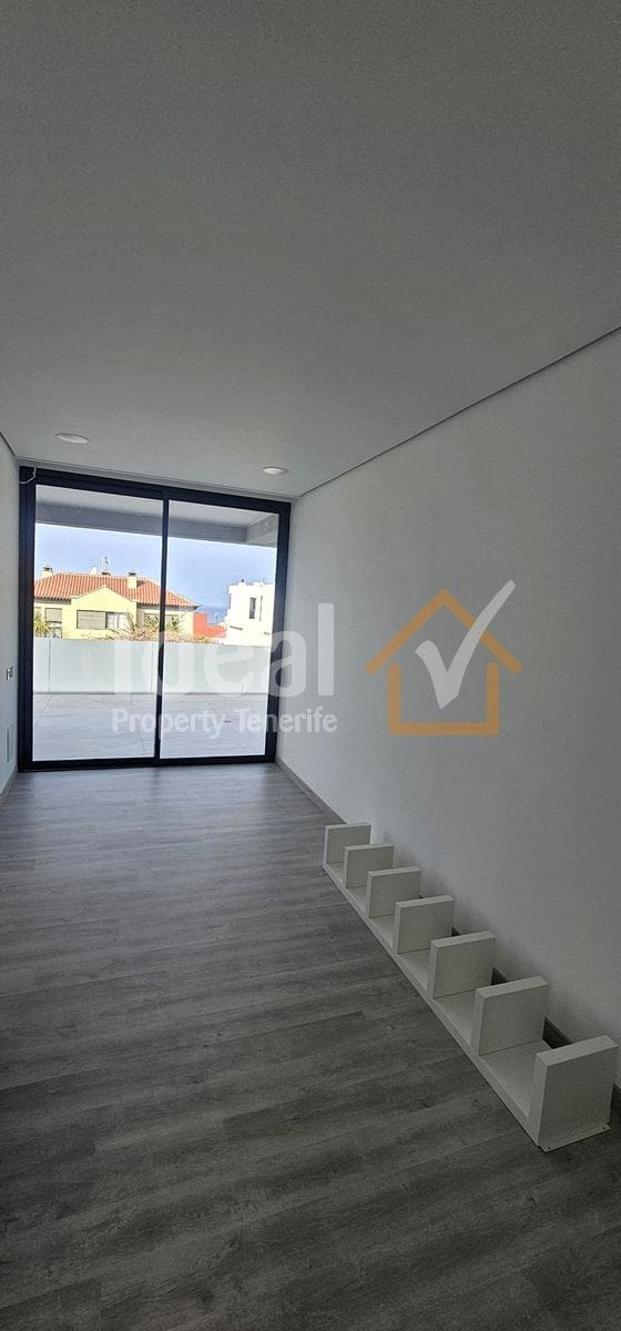 4 soveværelse Villa til salg i Costa Adeje med swimmingpool garage - € 1.850.000 (Ref: 9129468)