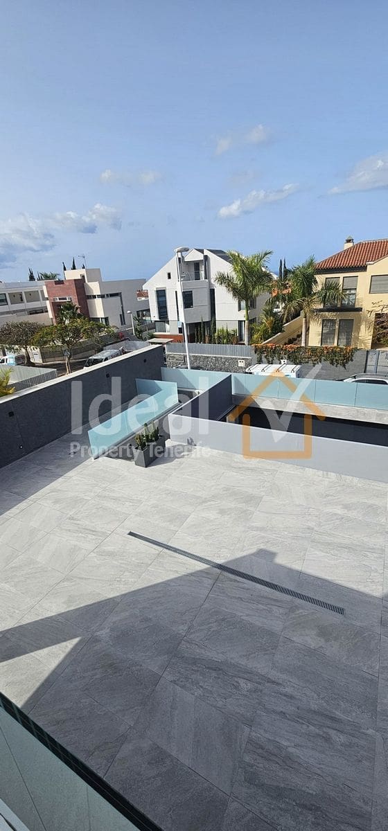 4 soveværelse Villa til salg i Costa Adeje med swimmingpool garage - € 1.850.000 (Ref: 9129468)