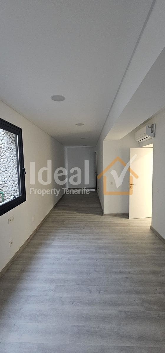 4 soveværelse Villa til salg i Costa Adeje med swimmingpool garage - € 1.850.000 (Ref: 9129468)