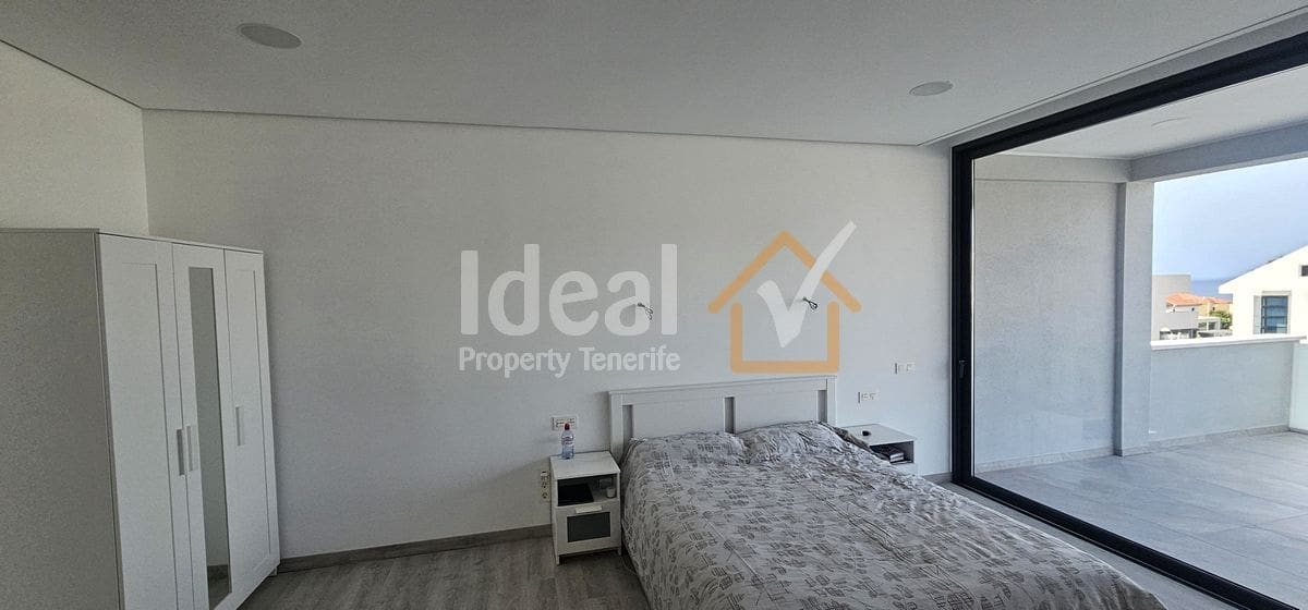 4 soveværelse Villa til salg i Costa Adeje med swimmingpool garage - € 1.850.000 (Ref: 9129468)