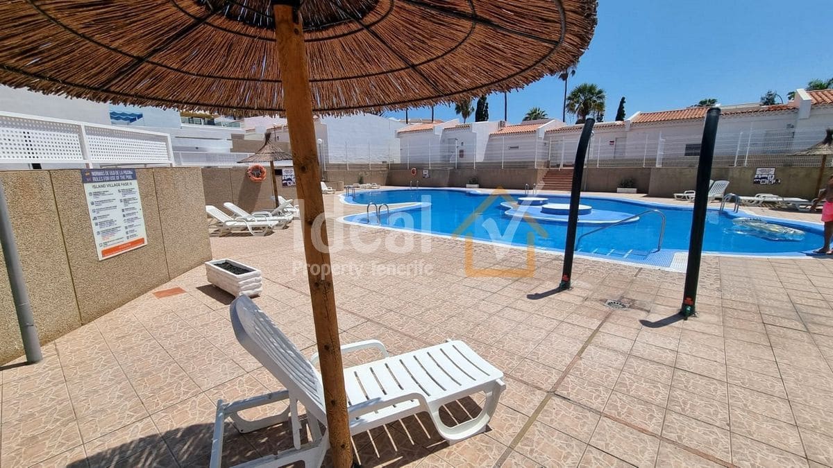 3 soverom Leilighet til salgs i Costa Adeje med svømmebasseng - € 380 000 (Ref: 9132088)