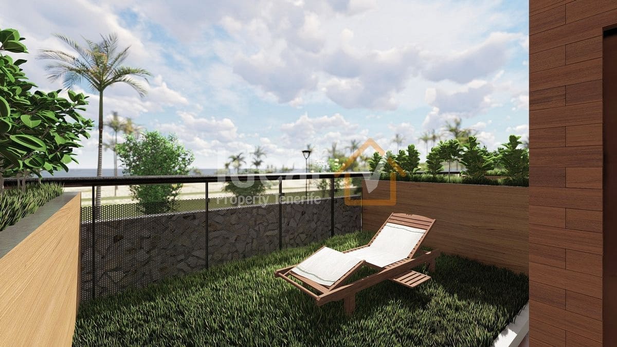 2 bedroom Apartment for sale in Cabo Blanco with garage - € 196,500 (Ref: 9136884)