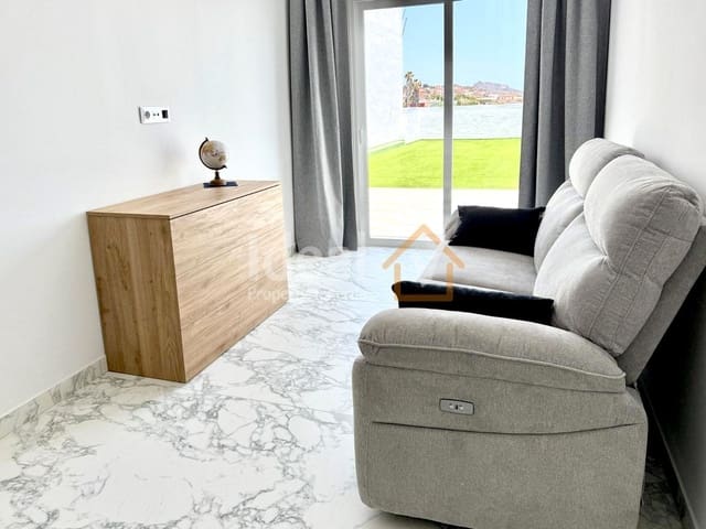 2 soveværelse Lejlighed til salg i Buzanada, Arona - € 249.000 (Ref: 9142617)