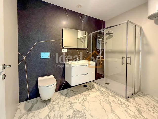 2 soveværelse Lejlighed til salg i Buzanada, Arona - € 249.000 (Ref: 9142617)