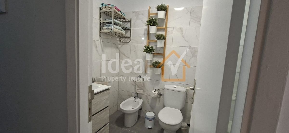 1 soveværelse Lejlighed til salg i Playa de las Americas med swimmingpool garage - € 320.000 (Ref: 9193520)