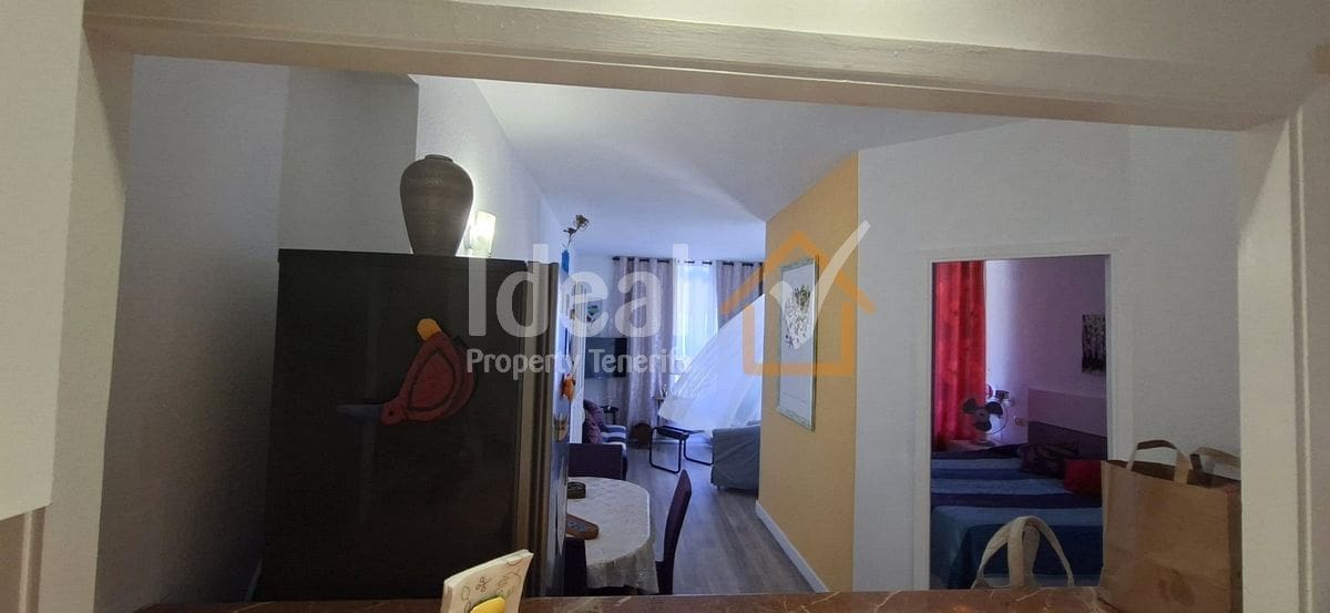 1 soveværelse Lejlighed til salg i Playa de las Americas med swimmingpool garage - € 320.000 (Ref: 9193520)