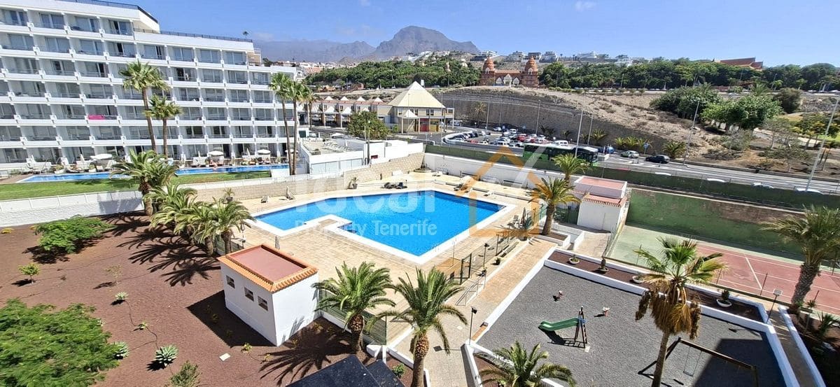 1 soveværelse Lejlighed til salg i Playa de las Americas med swimmingpool garage - € 320.000 (Ref: 9193520)