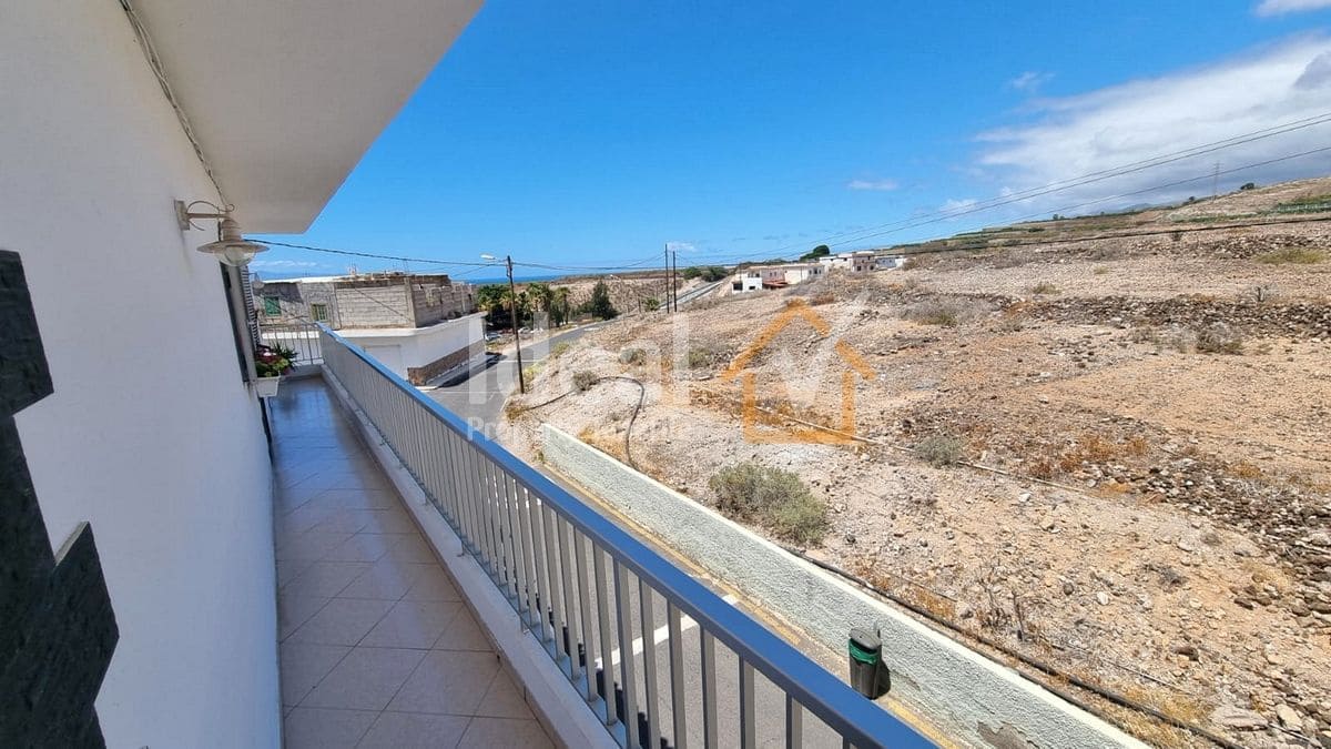 7 Zimmer Villa zu verkaufen in Adeje - 950.000 € (Ref: 9195261)