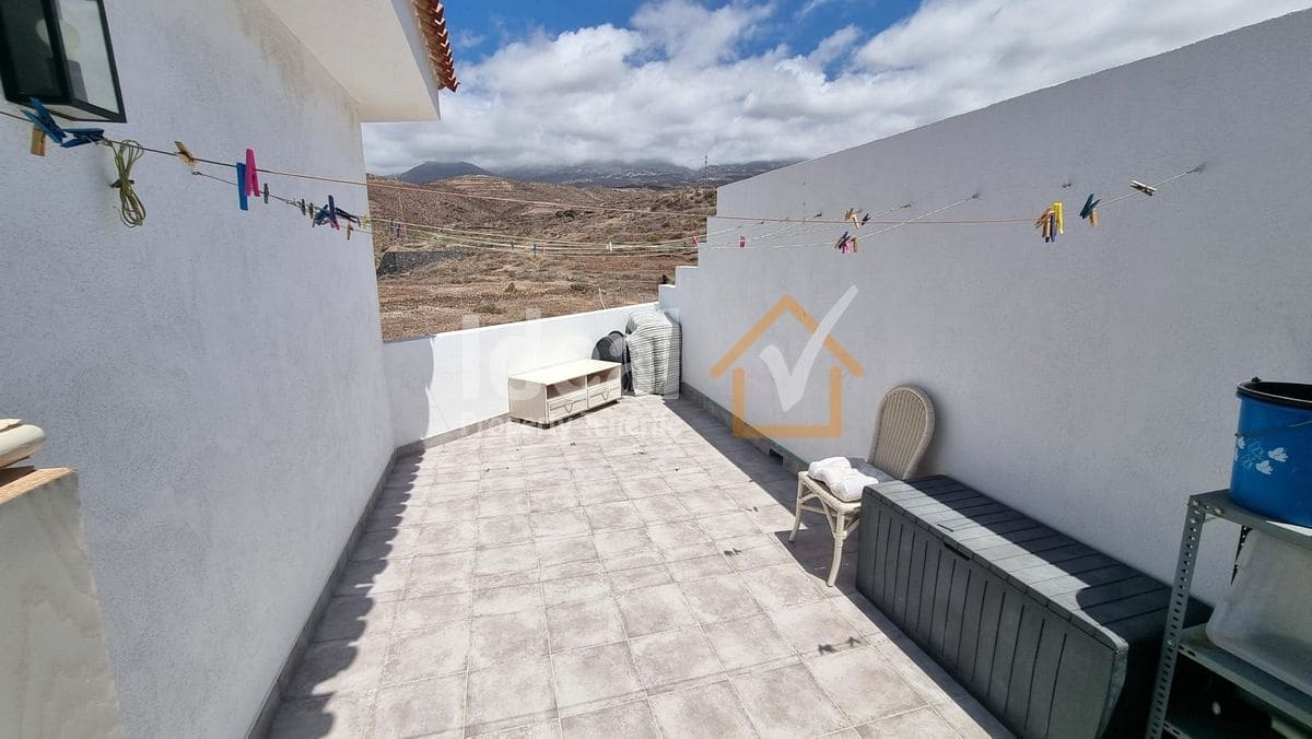 7 Zimmer Villa zu verkaufen in Adeje - 950.000 € (Ref: 9195261)