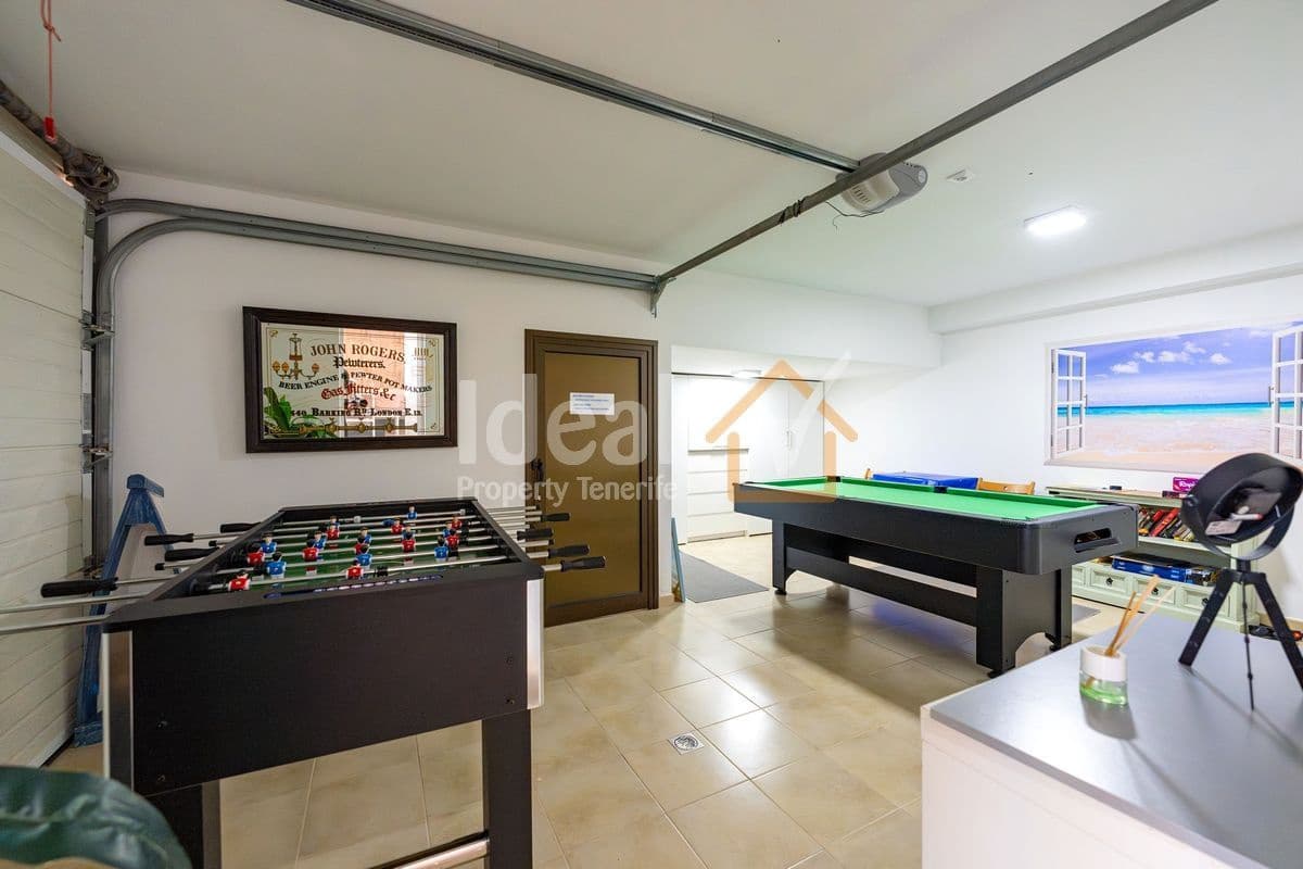 4 soveværelse Villa til salg i Amarilla Golf med swimmingpool garage - € 1.100.000 (Ref: 9208073)