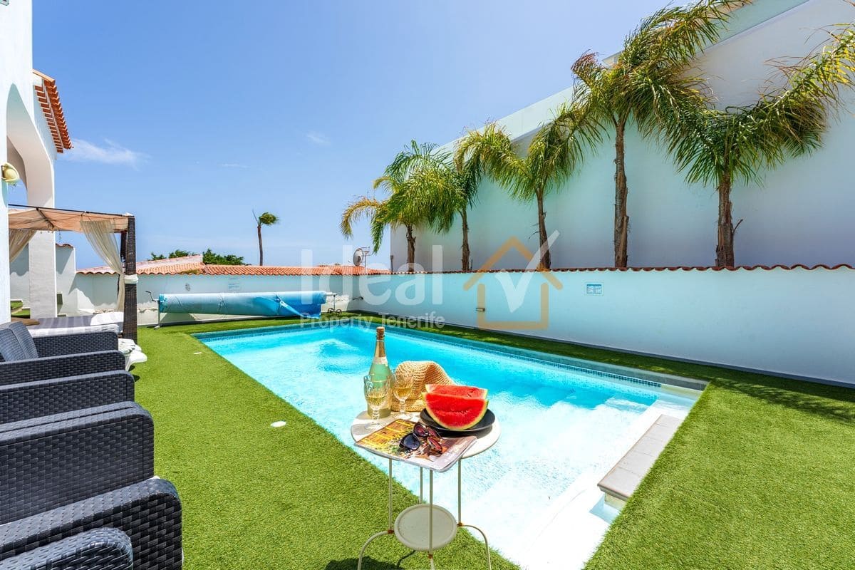 4 soveværelse Villa til salg i Amarilla Golf med swimmingpool garage - € 1.100.000 (Ref: 9208073)