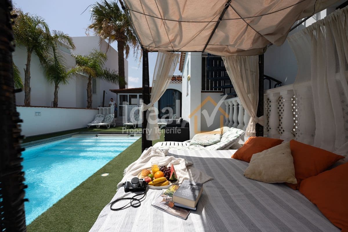 4 soveværelse Villa til salg i Amarilla Golf med swimmingpool garage - € 1.100.000 (Ref: 9208073)