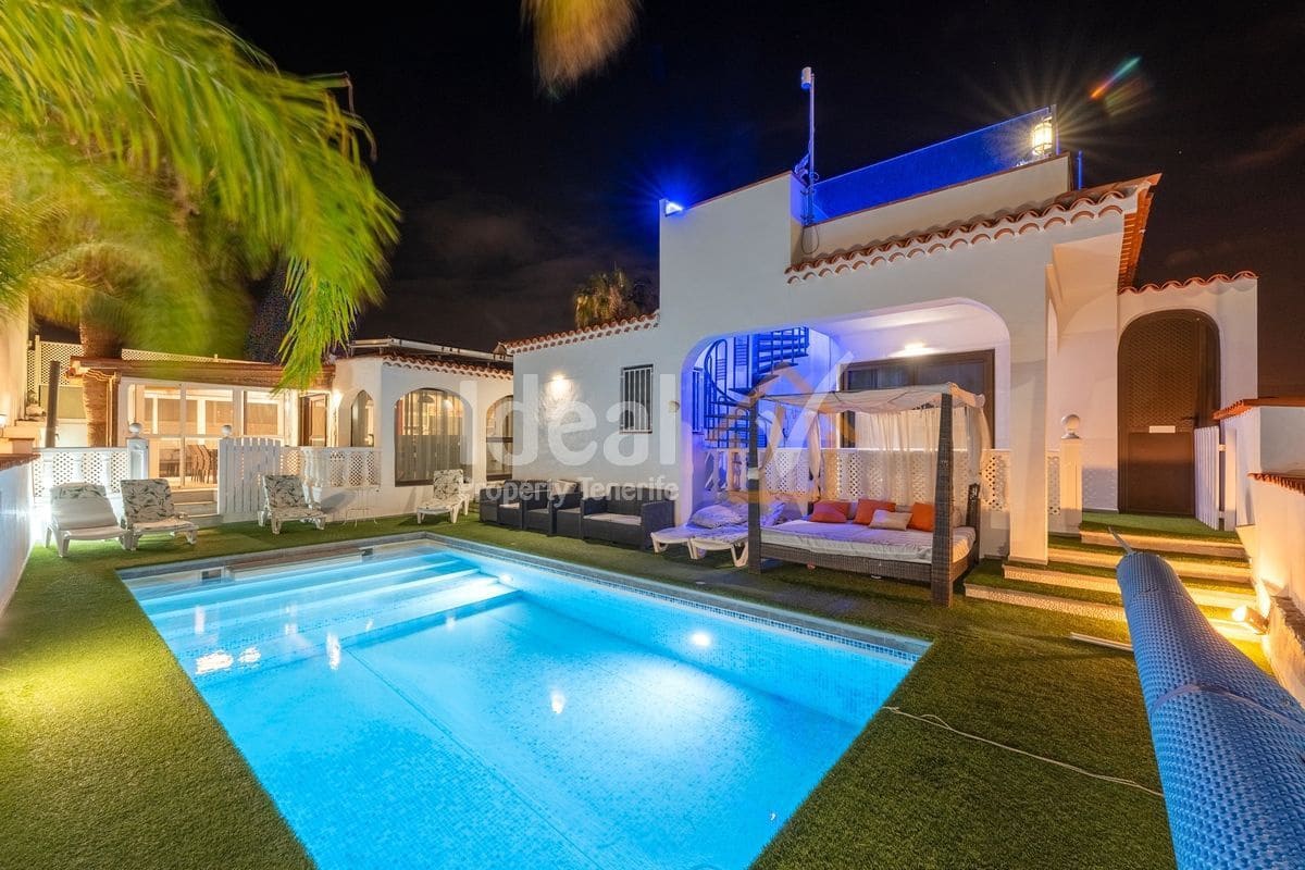 4 soveværelse Villa til salg i Amarilla Golf med swimmingpool garage - € 1.100.000 (Ref: 9208073)