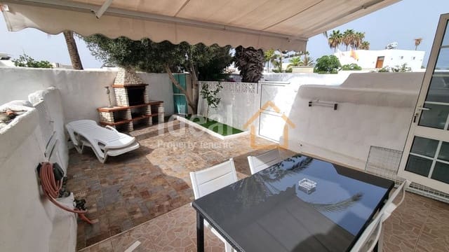 2 makuuhuone Paritalo myytävänä paikassa Playa de las Americas, Arona mukana uima-altaan - 600 000 € (Ref: 9217024)