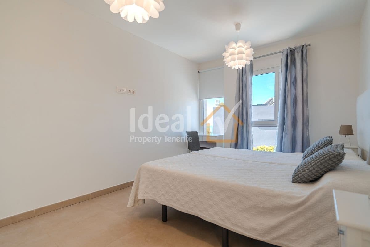 3 soveværelse Villa til salg i Playa Paraiso med swimmingpool - € 1.175.000 (Ref: 9232270)