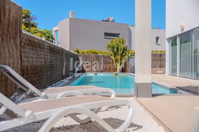 3 sovrum Villa till salu i Playa Paraiso, Adeje med pool - 1 175 000 € (Ref: 9232270)