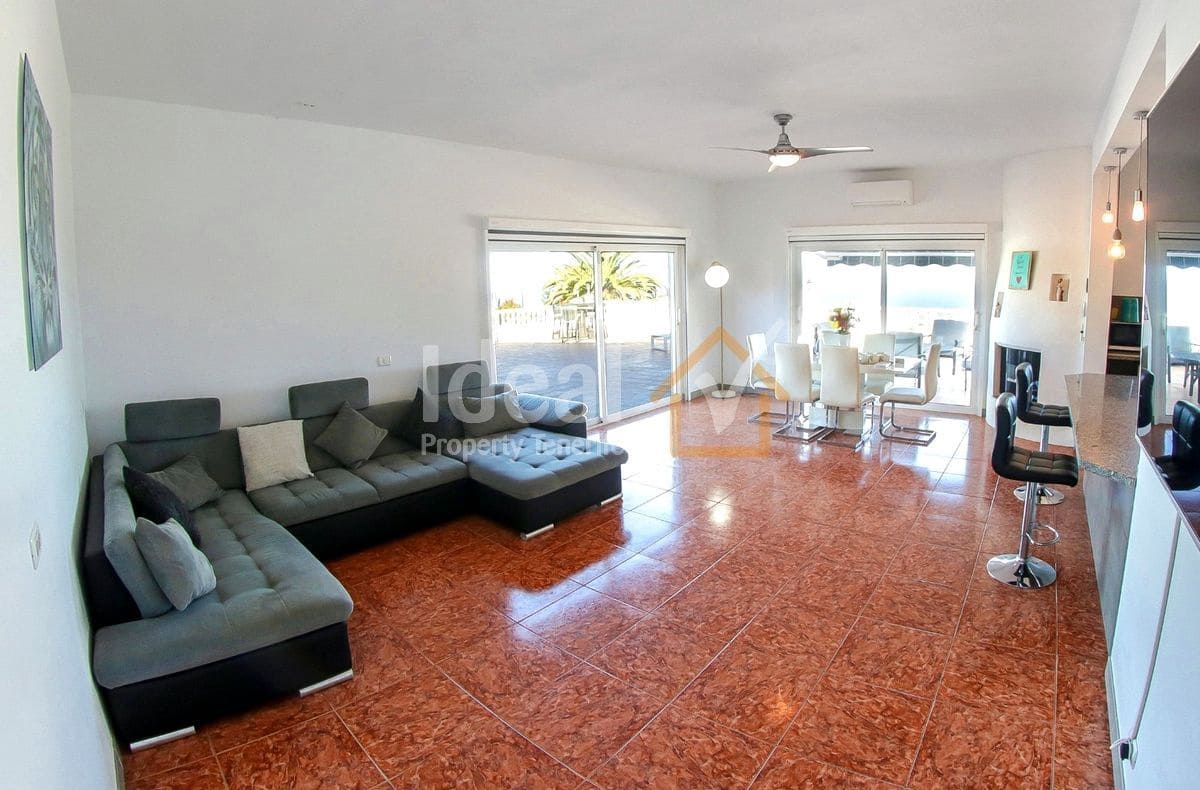 6 soveværelse Villa til salg i Granadilla de Abona med swimmingpool - € 795.000 (Ref: 9239587)