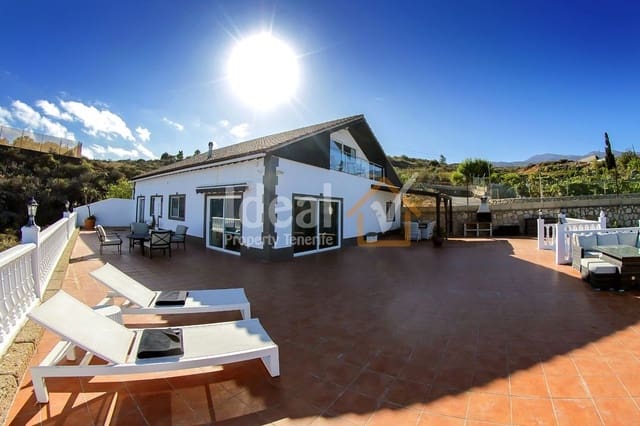 6 makuuhuone Huvila myytävänä paikassa Granadilla de Abona mukana uima-altaan - 795 000 € (Ref: 9239587)