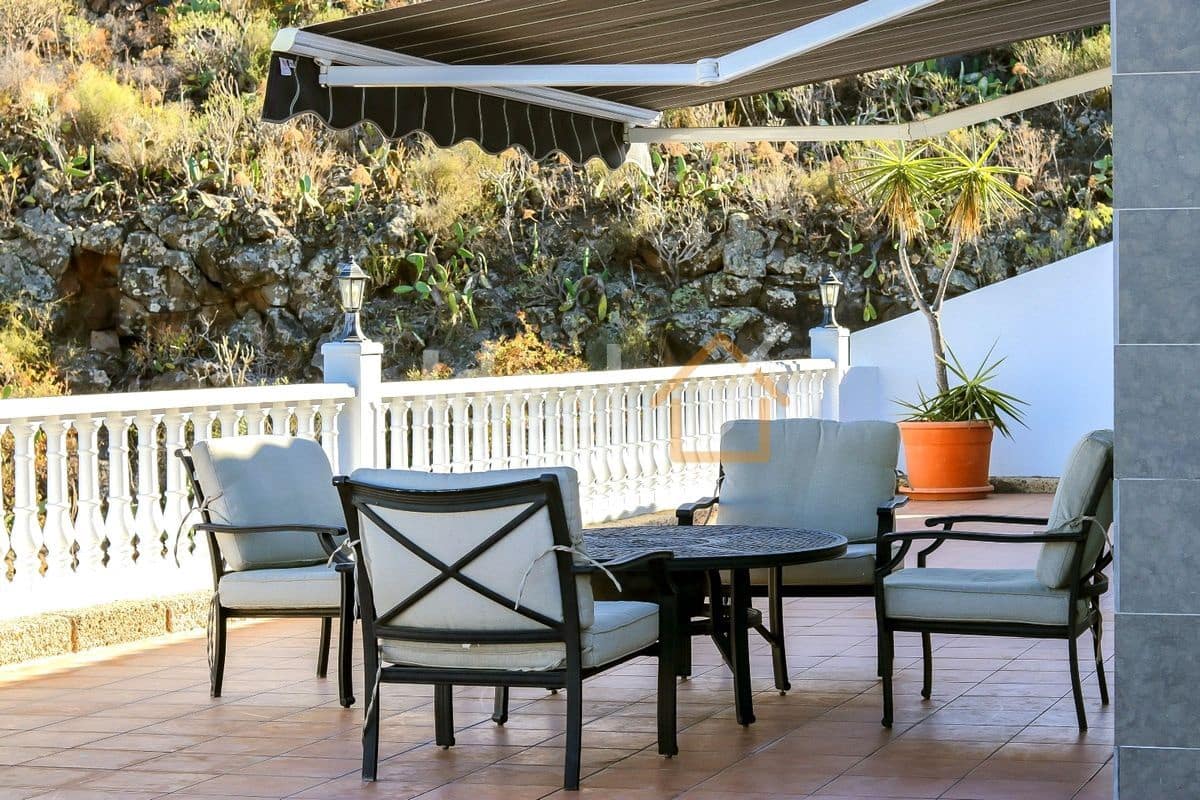 6 soveværelse Villa til salg i Granadilla de Abona med swimmingpool - € 795.000 (Ref: 9239587)
