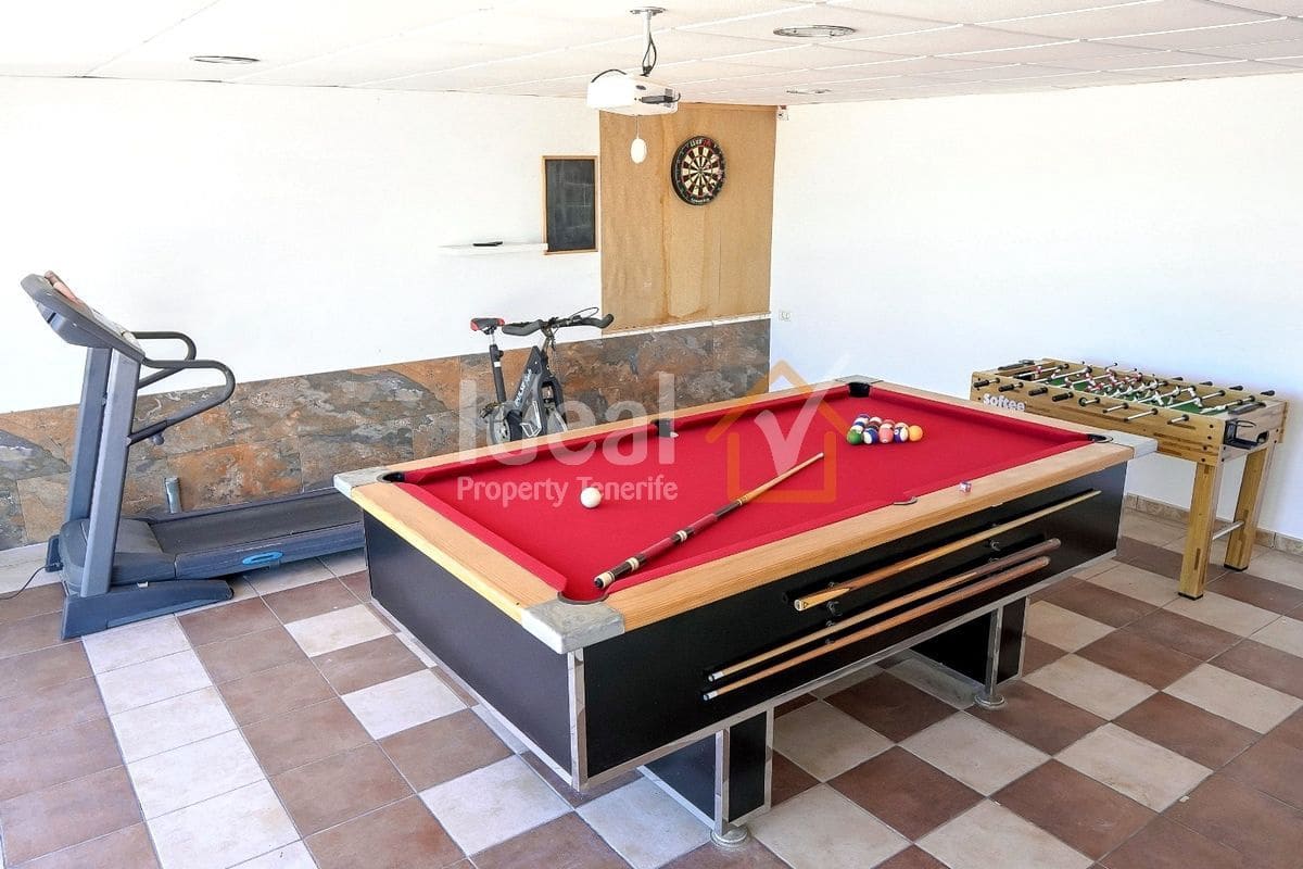 6 soveværelse Villa til salg i Granadilla de Abona med swimmingpool - € 795.000 (Ref: 9239587)