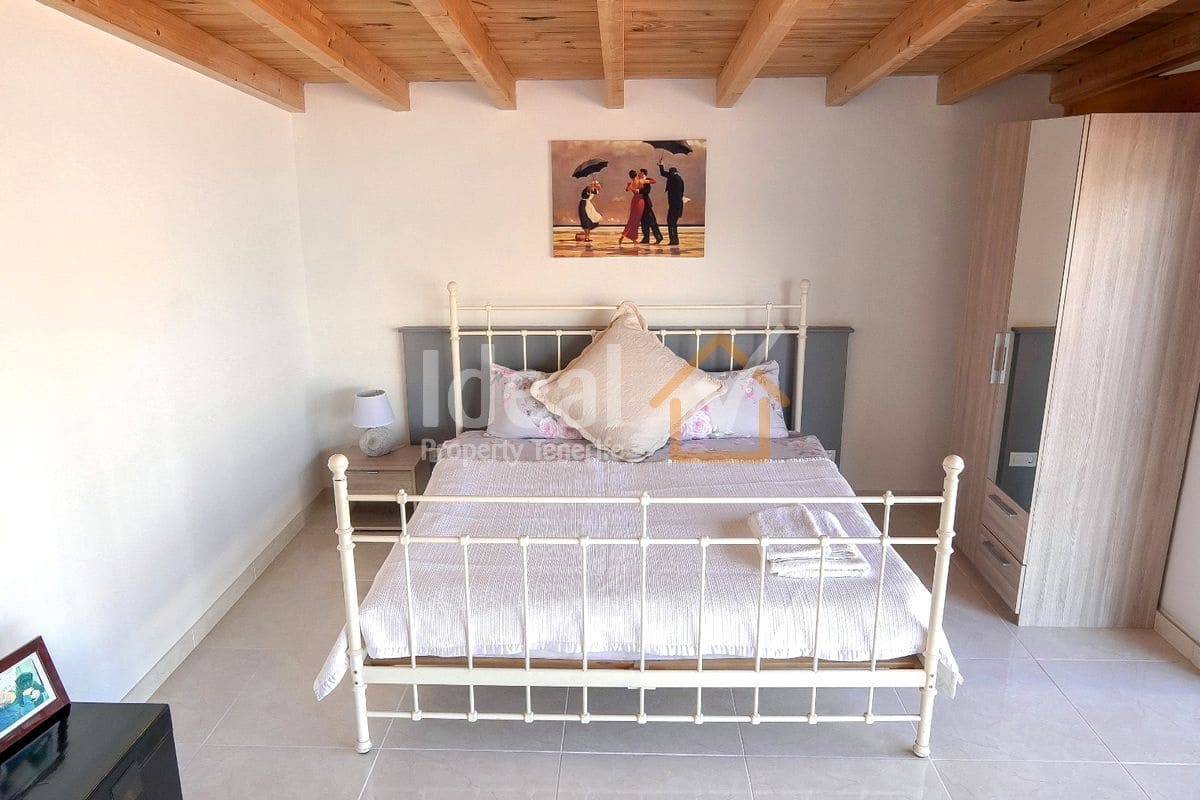 6 soveværelse Villa til salg i Granadilla de Abona med swimmingpool - € 795.000 (Ref: 9239587)