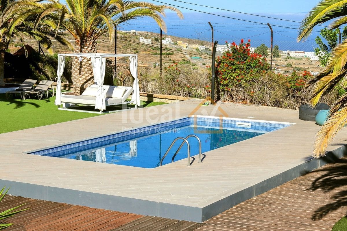 6 soveværelse Villa til salg i Granadilla de Abona med swimmingpool - € 795.000 (Ref: 9239587)