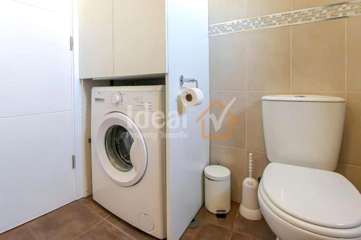 2 bedroom Apartment for sale in Playa Paraiso with pool - € 420,000 (Ref: 9239588)