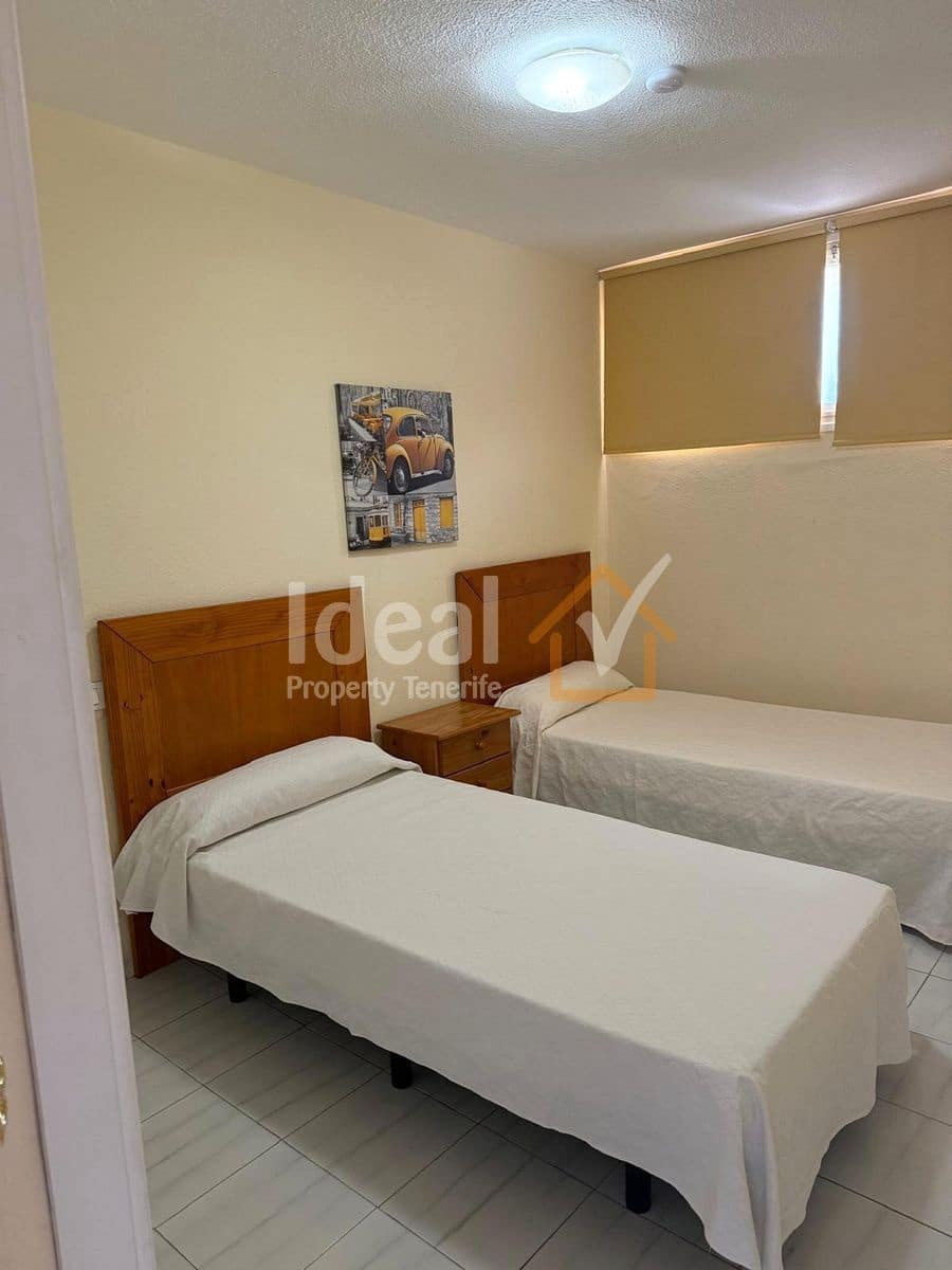 1 sypialnia Apartament na sprzedaż w Los Cristianos z basenem garażem - 360 000 € (Ref: 9275825)