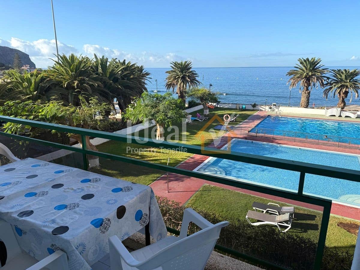 1 sypialnia Apartament na sprzedaż w Los Cristianos z basenem garażem - 360 000 € (Ref: 9275825)