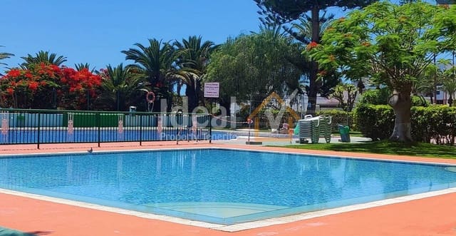 1 sypialnia Apartament na sprzedaż w Los Cristianos, Arona z basenem garażem - 360 000 € (Ref: 9275825)