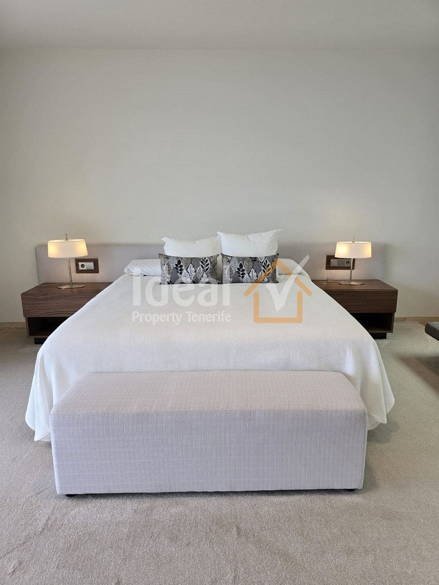 Chalet de 5 habitaciones en Costa Adeje en venta con piscina garaje - 3.950.000 € (Ref: 9334373)