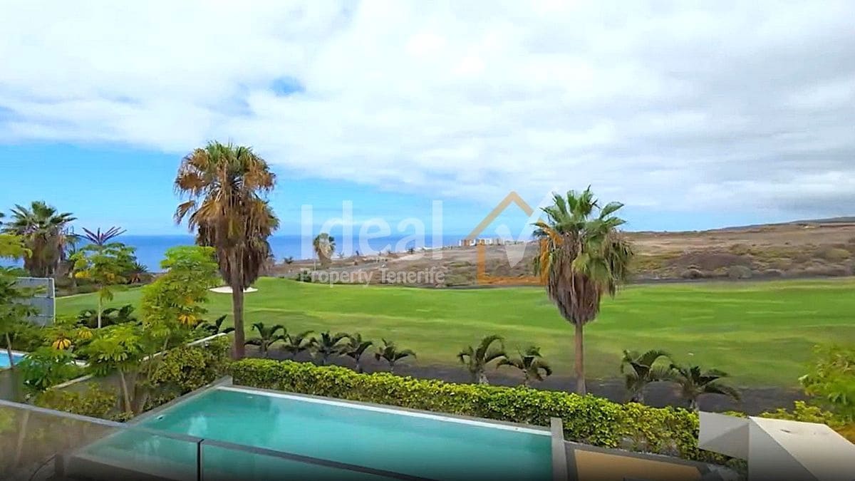 Chalet de 5 habitaciones en Costa Adeje en venta con piscina garaje - 3.950.000 € (Ref: 9334373)