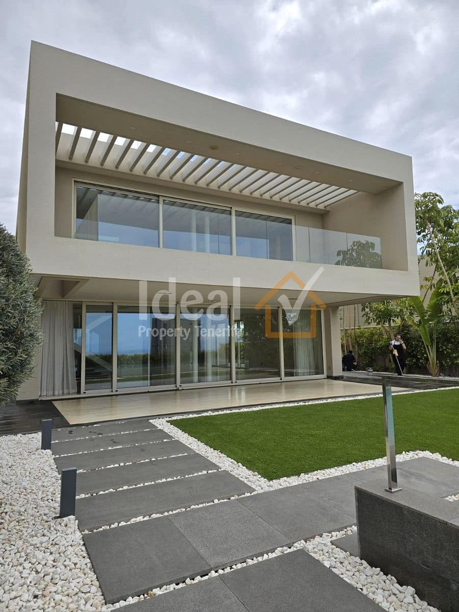 Chalet de 5 habitaciones en Costa Adeje en venta con piscina garaje - 3.950.000 € (Ref: 9334373)