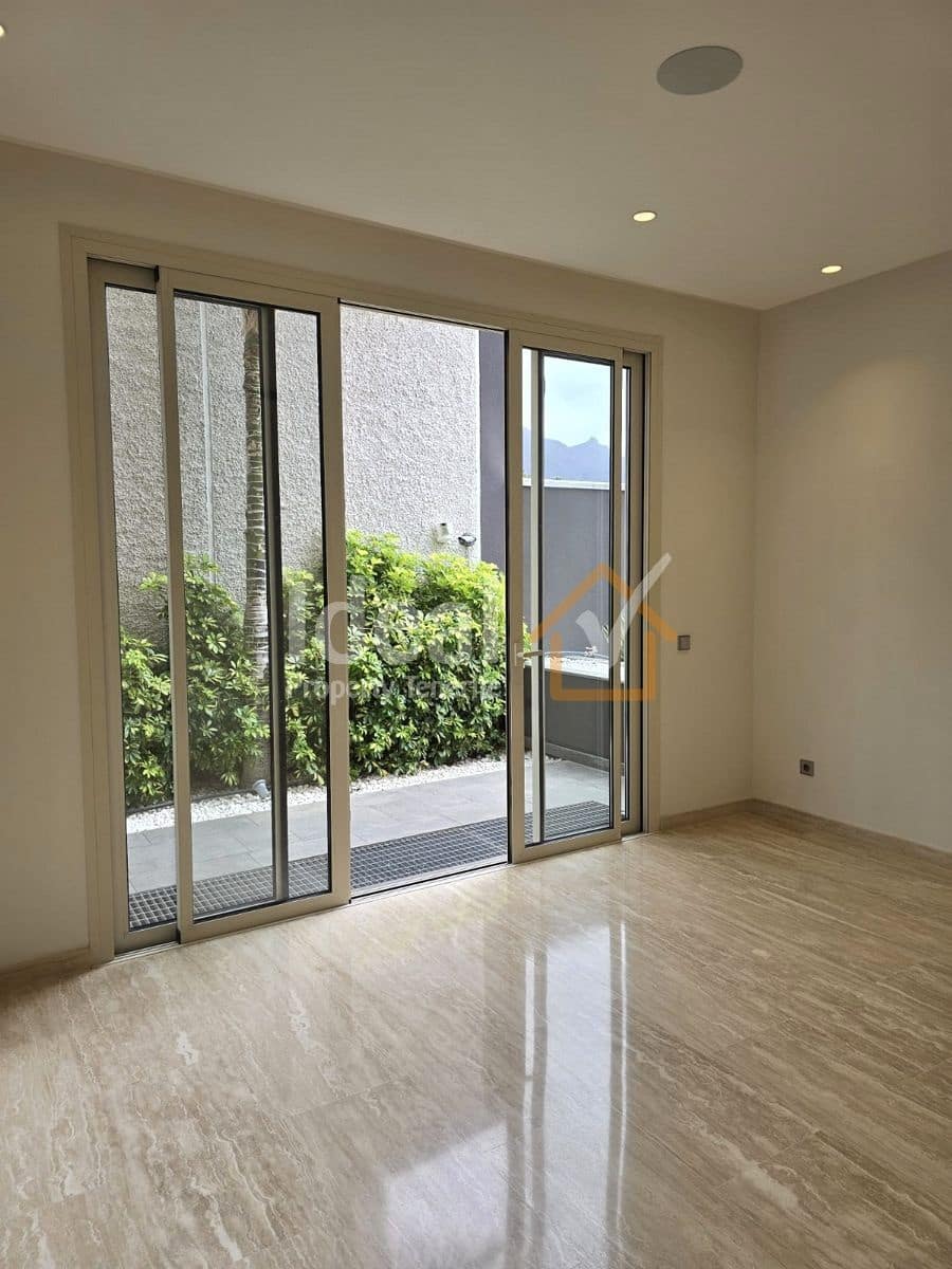 Chalet de 5 habitaciones en Costa Adeje en venta con piscina garaje - 3.950.000 € (Ref: 9334373)