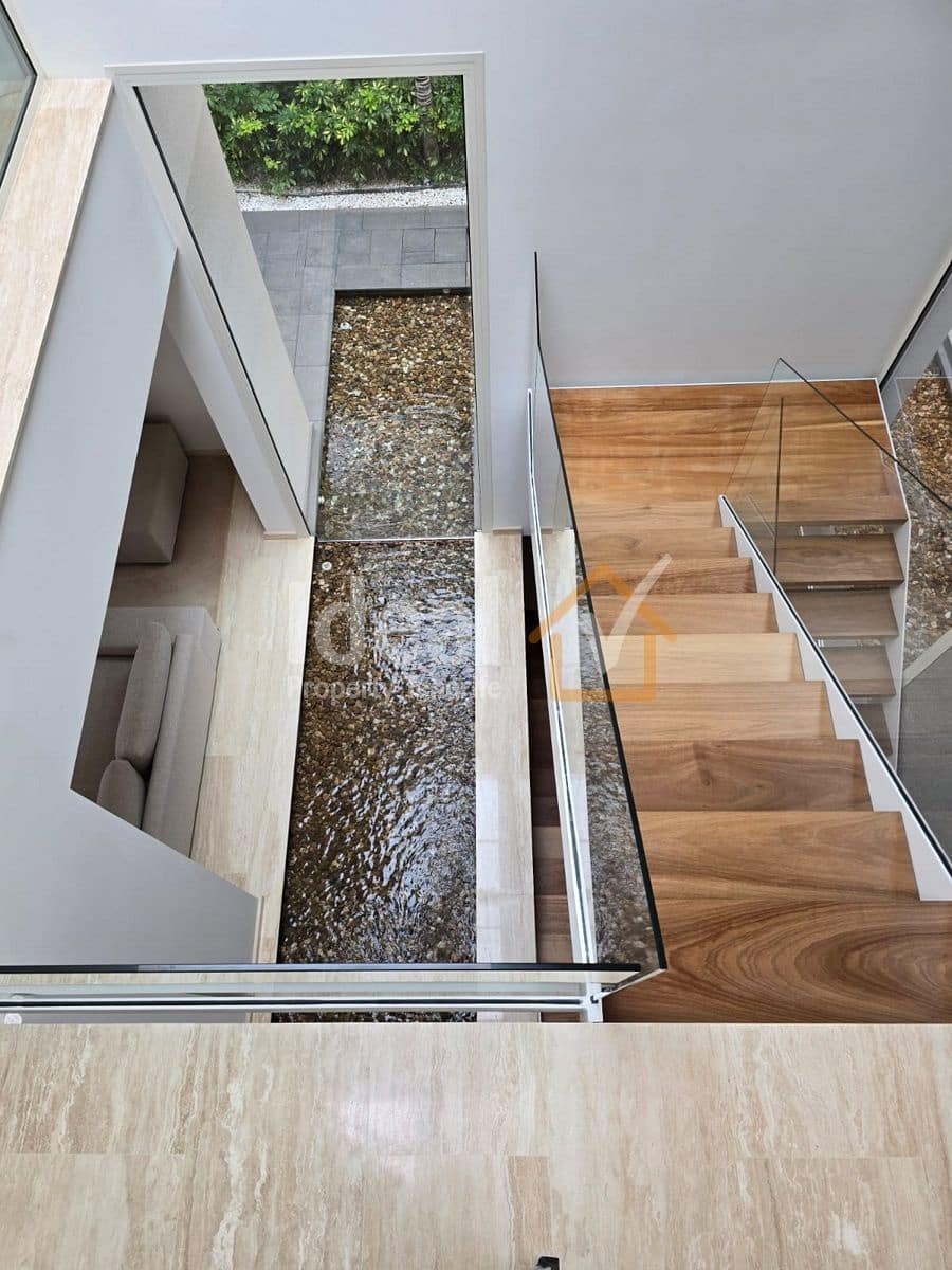 Chalet de 5 habitaciones en Costa Adeje en venta con piscina garaje - 3.950.000 € (Ref: 9334373)