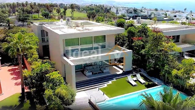 Chalet de 5 habitaciones en Costa Adeje, Adeje en venta con piscina garaje - 3.950.000 € (Ref: 9334373)