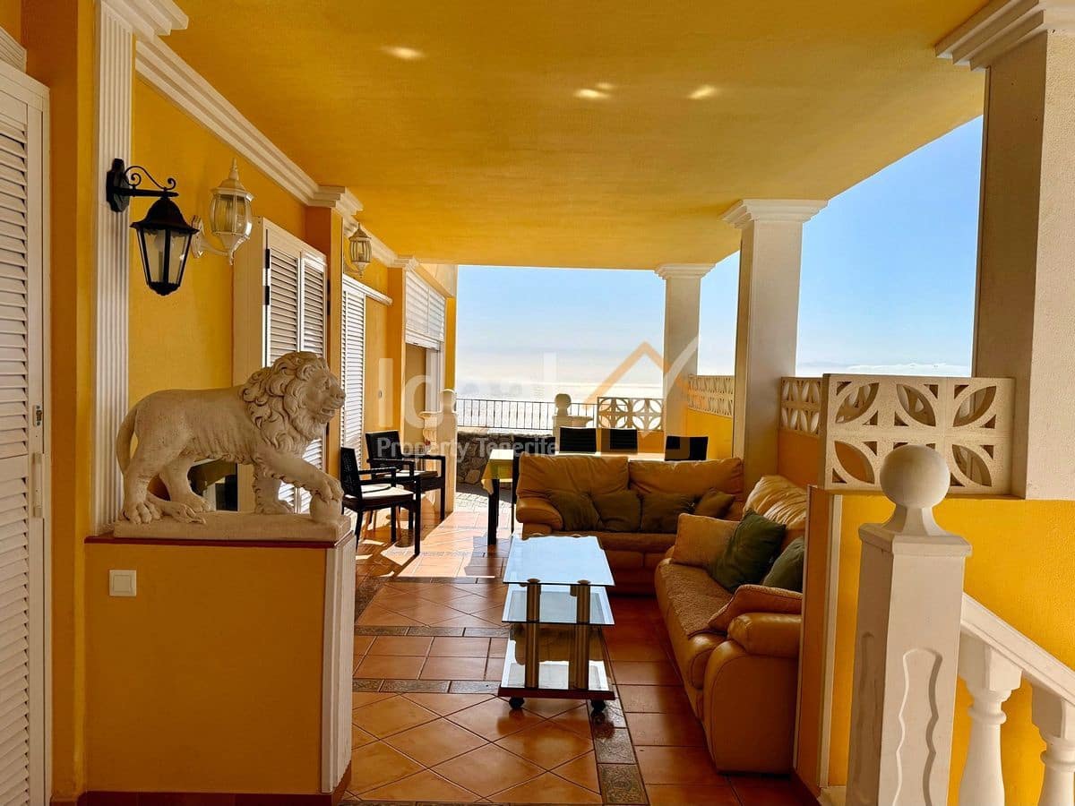 6 soverom Villa til salgs i Torviscas med svømmebasseng garasje - € 1 990 000 (Ref: 9337517)