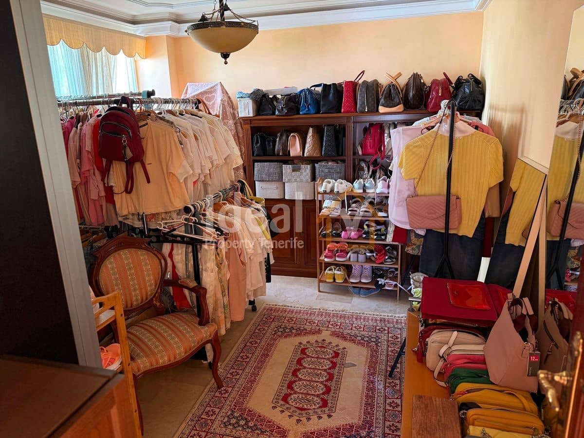 6 soverom Villa til salgs i Torviscas med svømmebasseng garasje - € 1 990 000 (Ref: 9337517)