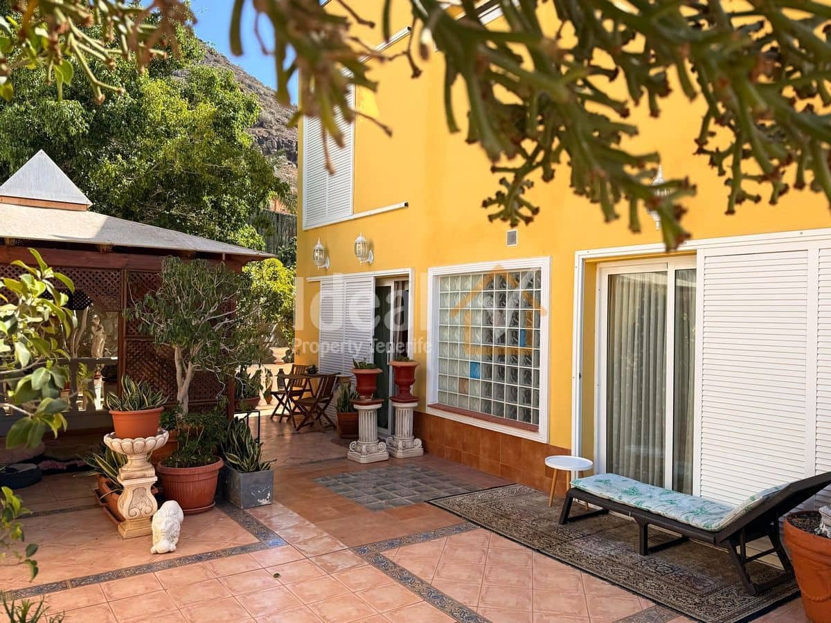 6 soverom Villa til salgs i Torviscas med svømmebasseng garasje - € 1 990 000 (Ref: 9337517)