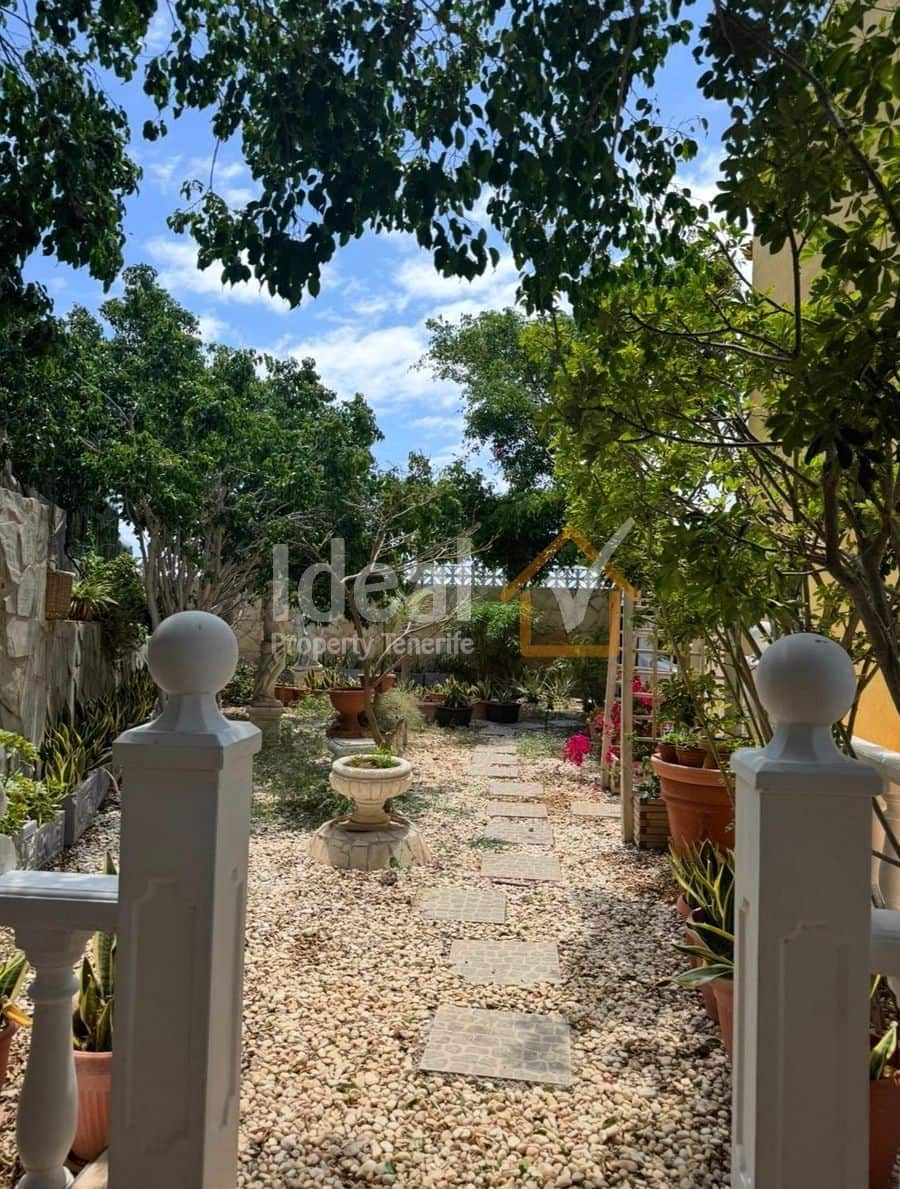 6 soverom Villa til salgs i Torviscas med svømmebasseng garasje - € 1 990 000 (Ref: 9337517)