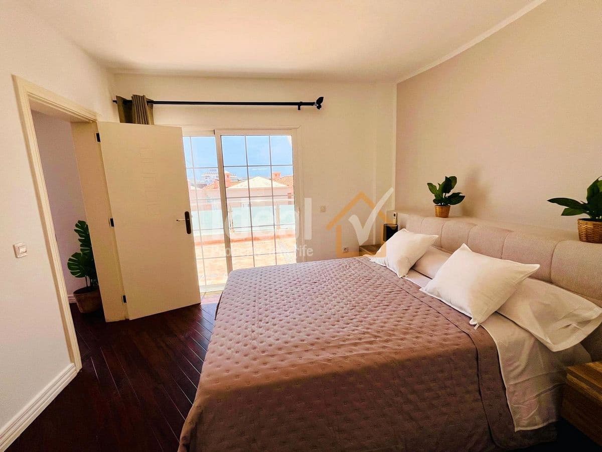 3 bedroom Apartment for sale in Costa Adeje with pool - € 875,000 (Ref: 9366947)