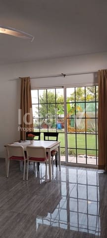 5 soveværelse Villa til salg i Buzanada, Arona - € 580.000 (Ref: 9378721)