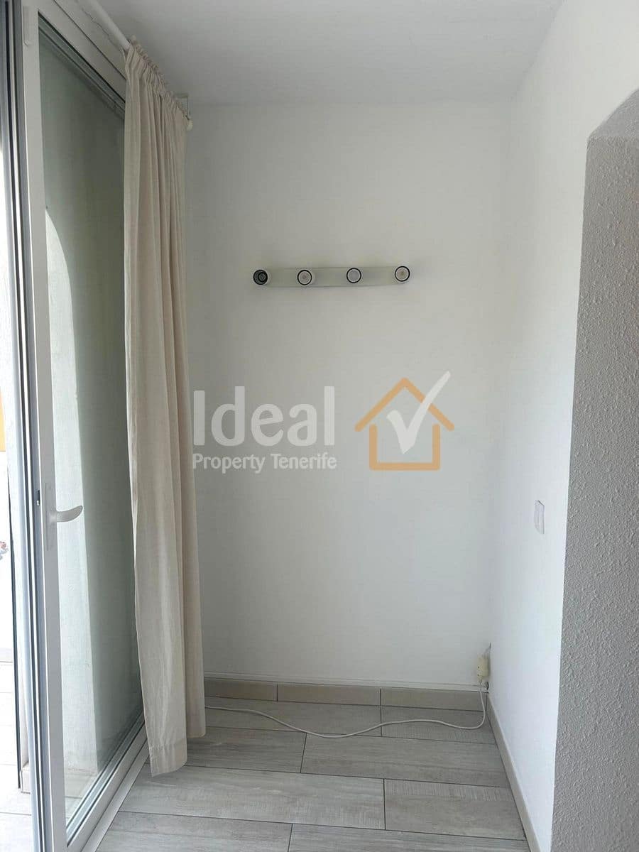 1 bedroom Apartment for sale in Costa Adeje - € 250,000 (Ref: 9448593)