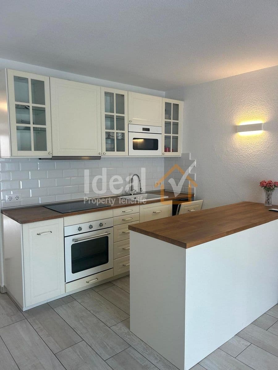 1 bedroom Apartment for sale in Costa Adeje - € 250,000 (Ref: 9448593)